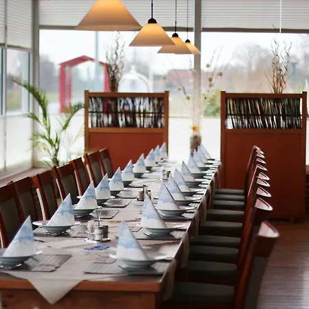 ホテル Meyerhoff 3*