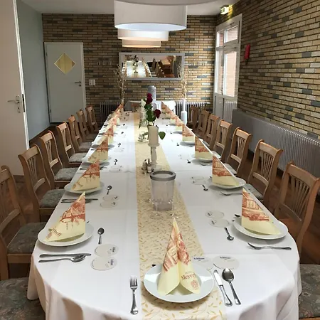 ホテル Meyerhoff Ostrhauderfehn